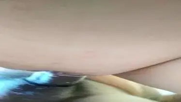 Cewek Cantik Mendesah Keenakan Digenjot Kasur